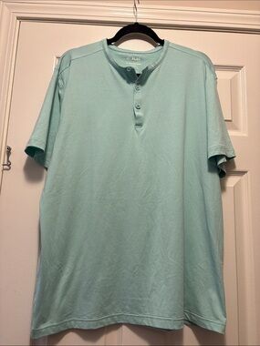 Short-Sleeve Mint Henley Polo by 61 ALGO